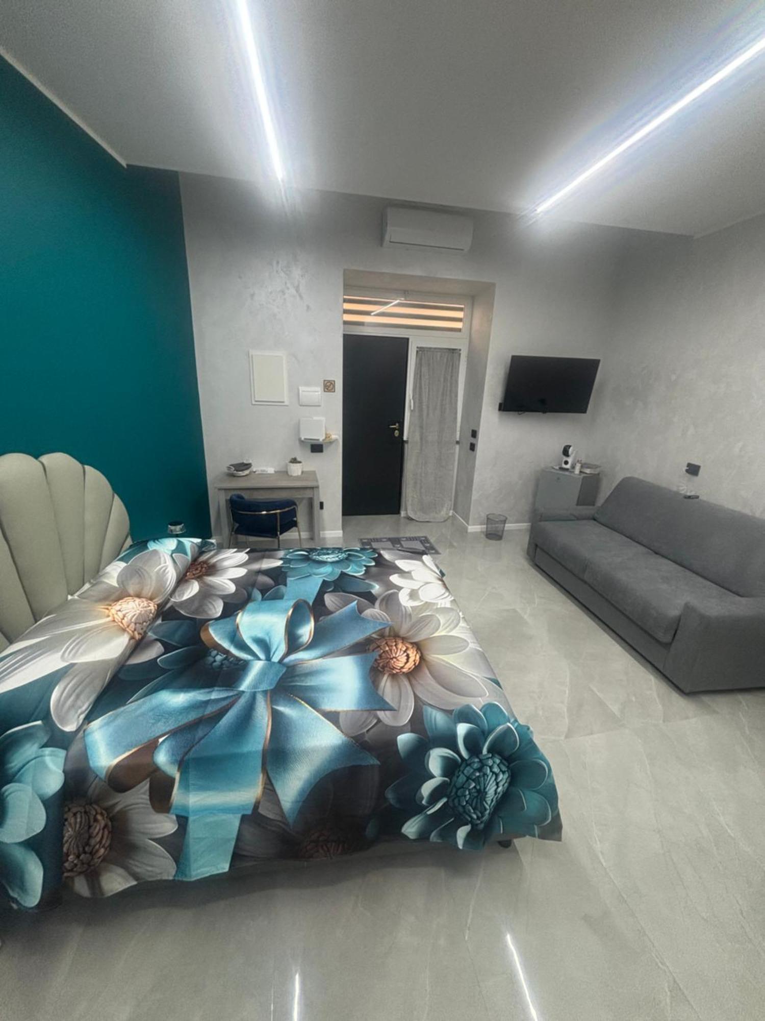 Апартаменты Kekka House Briante Неаполь Экстерьер фото
