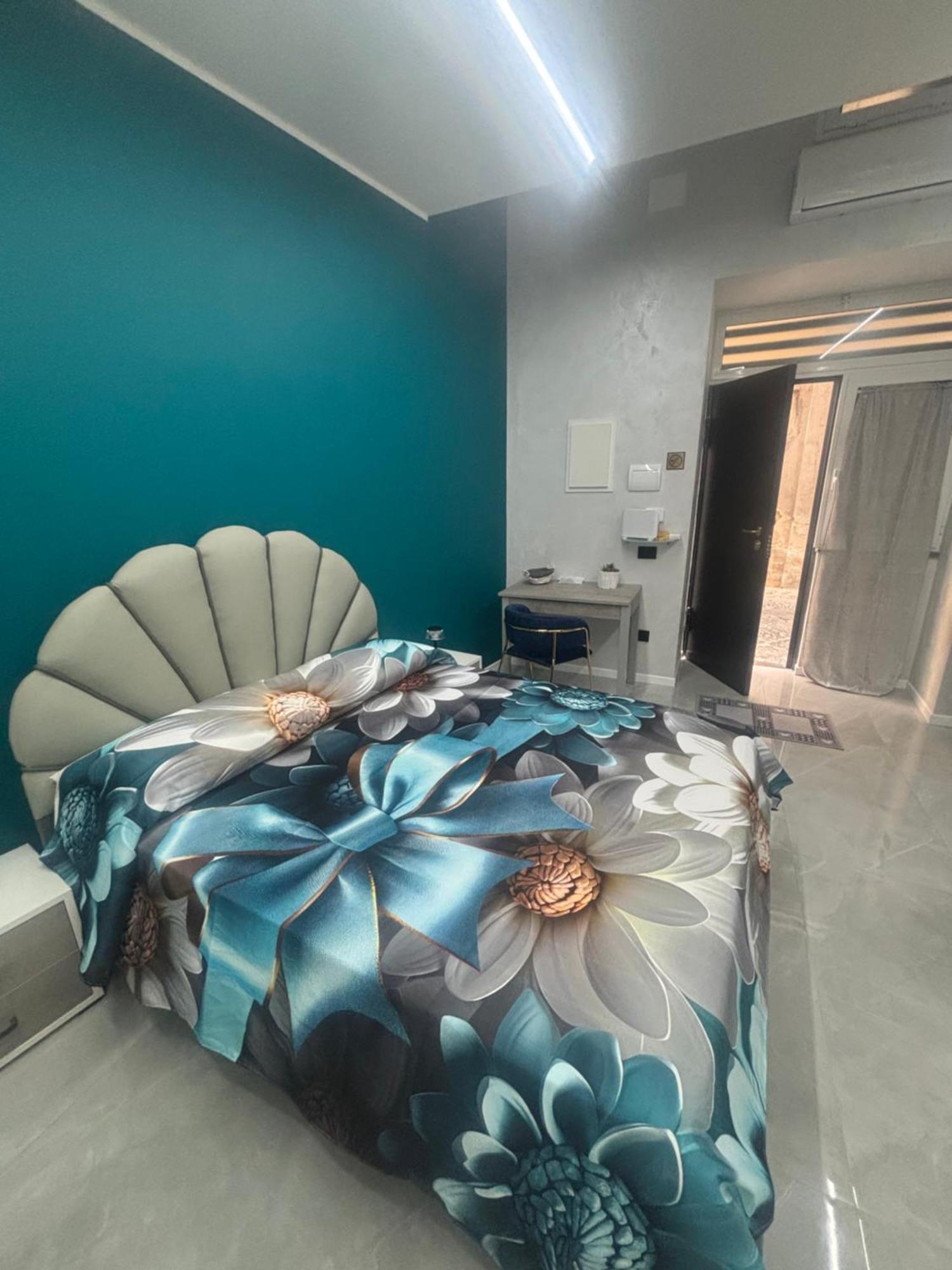 Апартаменты Kekka House Briante Неаполь Экстерьер фото